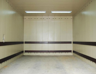 曳引式货梯 UFJ/F 005