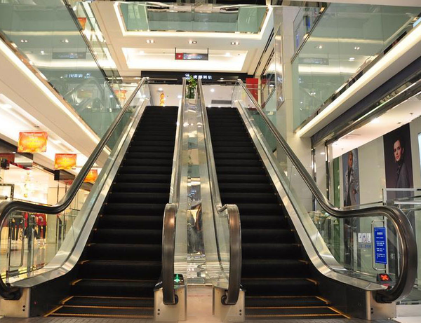 自动扶梯UFJ/A 002